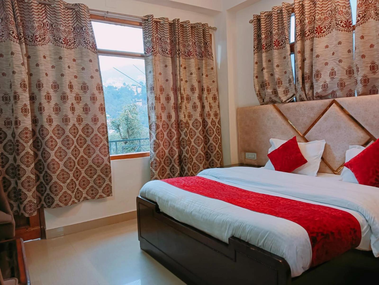 The Aston Hills - Majestic Mountain View *